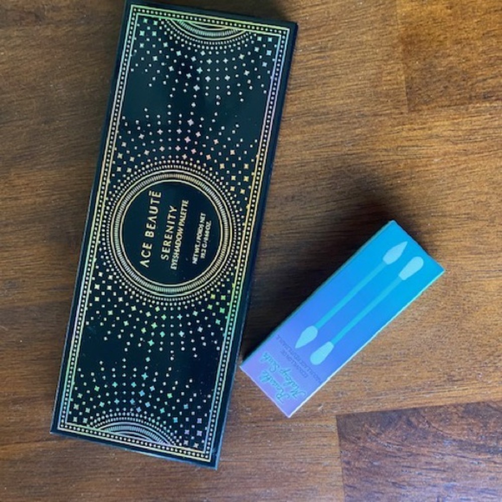 Ace Beauté Serenity Eyeshadow Palette & Aria Reusable Makeup Swabs, NEW in boxes